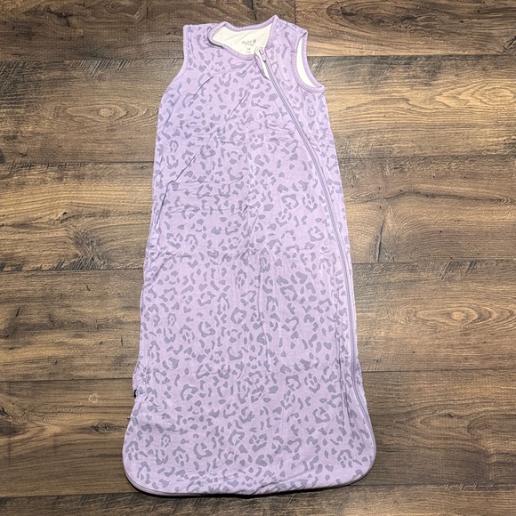 Kyte BABY Other - Kyte BABY M 0.5 Tog Sleep Bag - Taro Leopard